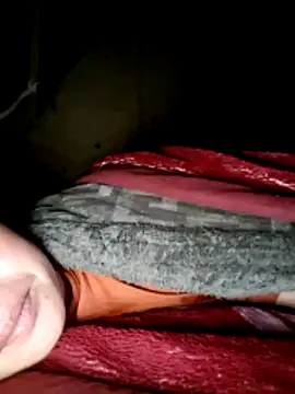 xuxulovezz online show from March 10, 2026, 2:22 pm