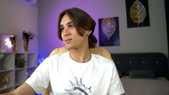 Snapshot of CleoStringer chatting on September 22, 2025, 5:53 am CleoStringer online show from September 22, 2025, 5:53 am