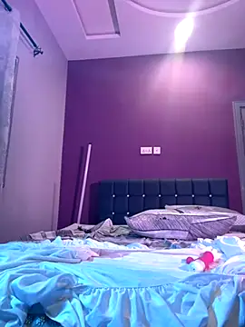 Snapshot of Zola_Nooryi chatting on October 2, 2025, 1:01 am Zola Nooryi online show from October 2, 2025, 1:01 am