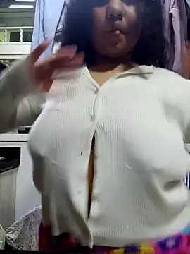 tiana evan online show from October 3, 2025, 5:15 am