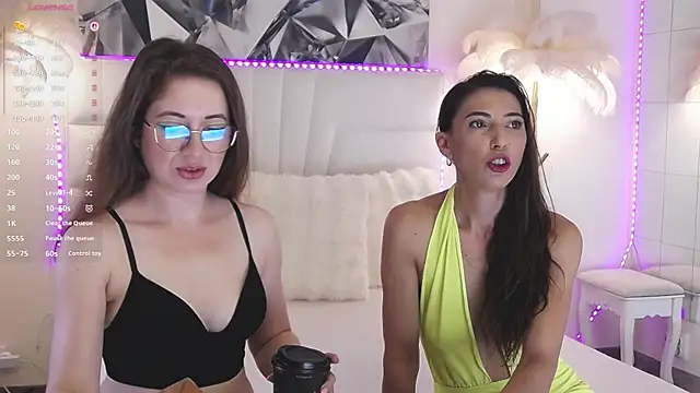 JennaClover online show from July 3, 2026, 4:41 am