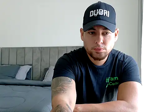 maximus888A online show from October 16, 2025, 8:04 am