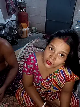 reya743 online show from September 24, 2025, 4:10 pm