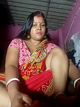 reya743 online show from November 1, 2025, 11:18 pm