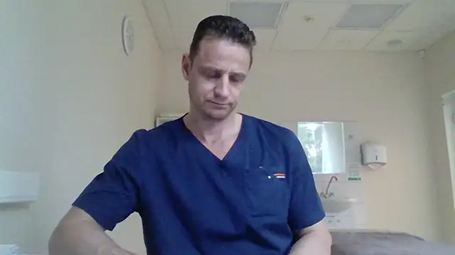 Snapshot of Freeze_Fire chatting on September 27, 2025, 2:22 pm Freeze Fire online show from September 27, 2025, 2:22 pm