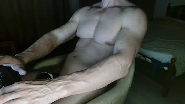 Snapshot of Freeze_Fire chatting on September 28, 2025, 7:41 pm Freeze Fire online show from September 28, 2025, 7:41 pm