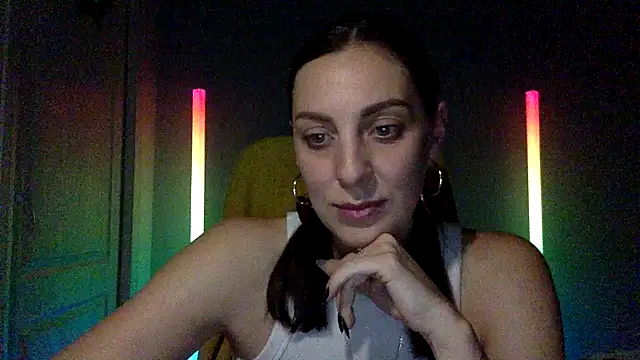 Snapshot of Myronell chatting on October 29, 2025, 4:42 pm Myronell online show from October 29, 2025, 4:42 pm