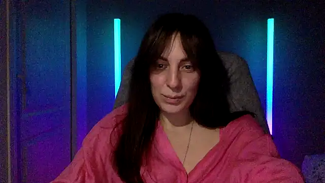 Snapshot of Myronell chatting on November 19, 2025, 5:35 pm Myronell online show from November 19, 2025, 5:35 pm