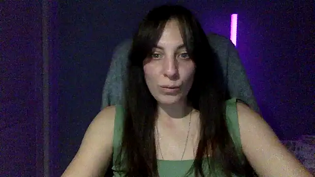 Snapshot of Myronell chatting on December 2, 2025, 5:30 pm Myronell online show from December 2, 2025, 5:30 pm