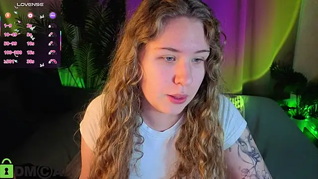 Elsie Cutties online show from May 25, 2026, 1:00 am