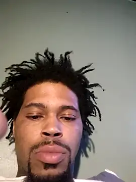 Snapshot of Painstickwes chatting on May 15, 2026, 5:47 am Painstickwes online show from May 15, 2026, 5:47 am