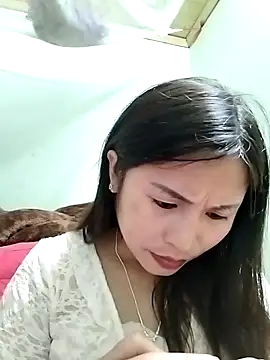 Snapshot of Mai4568 chatting on October 12, 2025, 3:33 pm Mai4568 online show from October 12, 2025, 3:33 pm