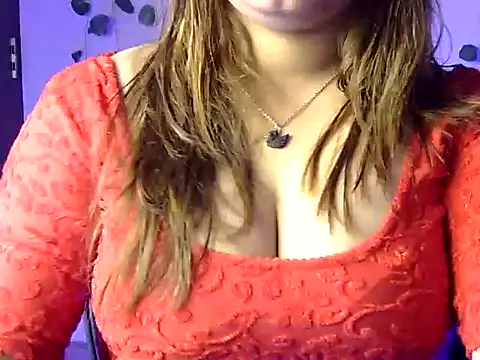 Aaliya02 online show from February 15, 2026, 3:31 pm