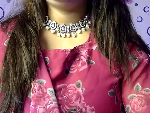 Aaliya02 online show from May 30, 2026, 7:44 pm