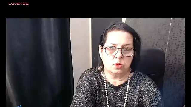 Snapshot of MissSanjanne chatting on February 22, 2026, 8:29 pm MissSanjanne online show from February 22, 2026, 8:29 pm