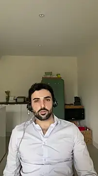 eauminerale online show from March 6, 2026, 9:50 am