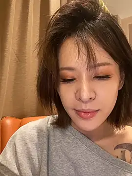 Snapshot of miumiu-66 chatting on May 26, 2026, 9:16 am miumiu-66 online show from May 26, 2026, 9:16 am