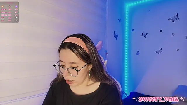 Snapshot of sweettvera chatting on October 10, 2025, 10:36 am sweettvera online show from October 10, 2025, 10:36 am