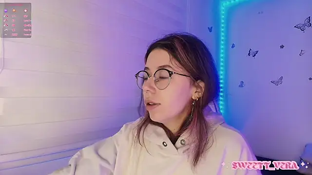 Snapshot of sweettvera chatting on November 17, 2025, 11:16 am sweettvera online show from November 17, 2025, 11:16 am