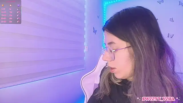 sweettvera online show from April 28, 2026, 12:32 pm
