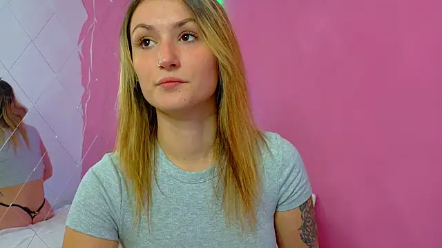 Anaayss  online show from October 24, 2025, 4:53 am