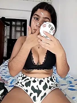 Snapshot of Sashalana chatting on October 2, 2025, 12:45 pm Sashalana online show from October 2, 2025, 12:45 pm