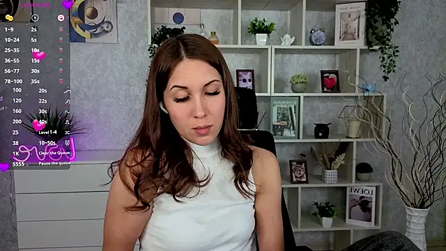 DreamVelour online show from October 23, 2025, 8:18 pm