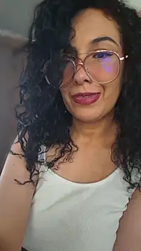 LondonHilton online show from February 25, 2026, 3:10 pm