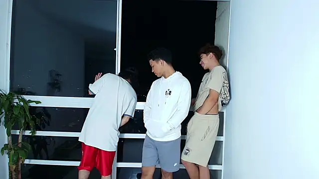 latin naughty boys online show from October 10, 2025, 11:48 pm