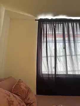 IsabellaJoness  online show from February 12, 2026, 5:41 pm