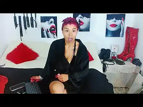 Snapshot of mylygrey chatting on May 9, 2026, 11:48 am mylygrey online show from May 9, 2026, 11:48 am