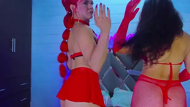 Snapshot of Shaina_Monroe chatting on December 5, 2025, 6:26 pm Shaina Monroe online show from December 5, 2025, 6:26 pm