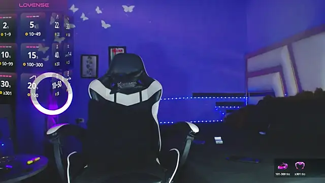 Snapshot of Shaina_Monroe chatting on February 27, 2026, 5:57 pm Shaina Monroe online show from February 27, 2026, 5:57 pm