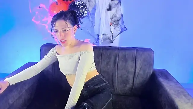 Snapshot of zakura_Haruno chatting on October 3, 2025, 9:12 pm zakura Haruno online show from October 3, 2025, 9:12 pm