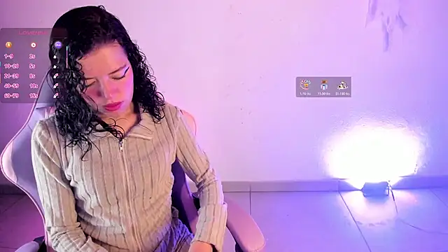 Snapshot of zakura_Haruno chatting on November 12, 2025, 11:43 am zakura Haruno online show from November 12, 2025, 11:43 am