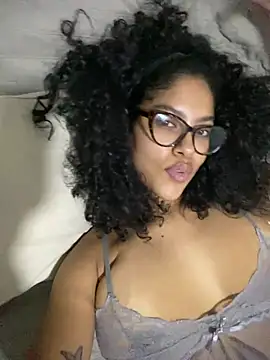 miiabrown18 online show from May 26, 2026, 8:32 am