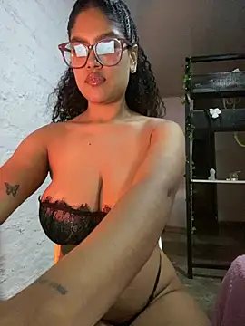 miiabrown18 online show from June 14, 2026, 8:49 am