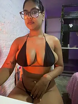 miiabrown18 online show from June 15, 2026, 9:22 am