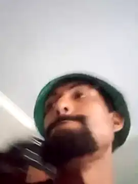 Goofygoody17 online show from November 5, 2025, 1:22 pm