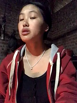 Snapshot of Mai_lovely chatting on November 3, 2025, 11:48 pm Mai lovely online show from November 3, 2025, 11:48 pm