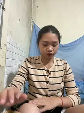 Snapshot of Mayy1 chatting on June 5, 2026, 3:13 am Mayy1 online show from June 5, 2026, 3:13 am