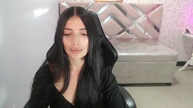 Snapshot of cynthia_ch chatting on October 2, 2025, 4:08 am cynthia ch online show from October 2, 2025, 4:08 am