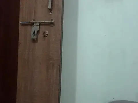 Lusty Shreya  online show from December 18, 2025, 6:08 am