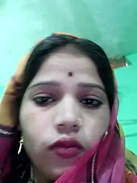 Snapshot of Mahek_love143 chatting on January 8, 2026, 6:48 am Mahek love143 online show from January 8, 2026, 6:48 am