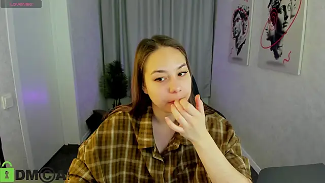 Snapshot of Al1ice_Moures chatting on November 3, 2025, 1:08 am Al1ice Moures online show from November 3, 2025, 1:08 am