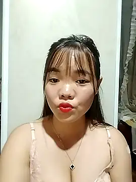 Snapshot of Meomeo-meo chatting on September 24, 2025, 8:28 am Meomeo-meo online show from September 24, 2025, 8:28 am