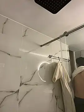 Skinny batman online show from March 2, 2026, 9:27 am