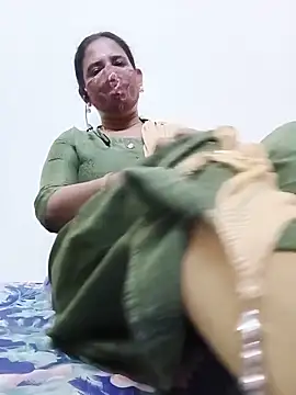 Snapshot of tamil_Boomika chatting on June 3, 2026, 2:08 pm tamil Boomika online show from June 3, 2026, 2:08 pm