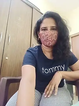 Snapshot of tamil_Boomika chatting on June 30, 2026, 2:34 am tamil Boomika online show from June 30, 2026, 2:34 am