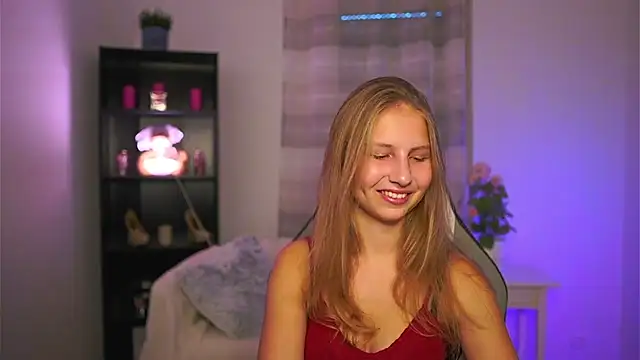 Snapshot of emmie_murray chatting on November 27, 2025, 2:08 pm emmie murray online show from November 27, 2025, 2:08 pm